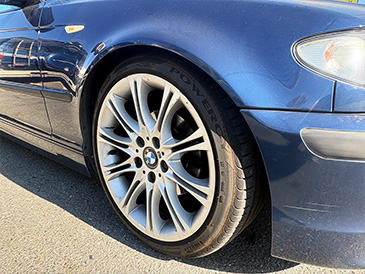 1983�N�@BMW318i M�X�|�[�cPKG �C���f�B�r�W���A��